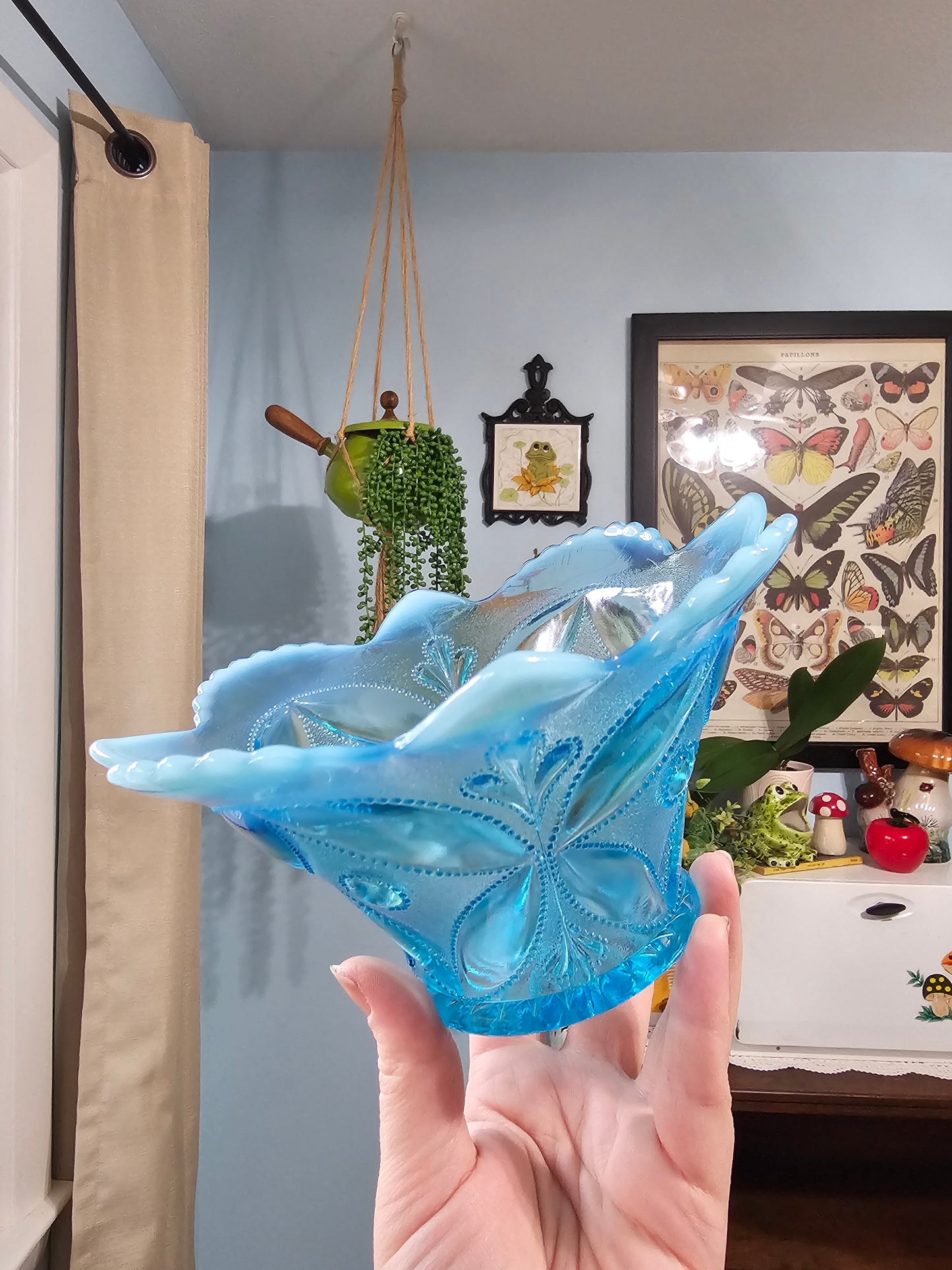 Dugan Wheel & Block Glass Bowl