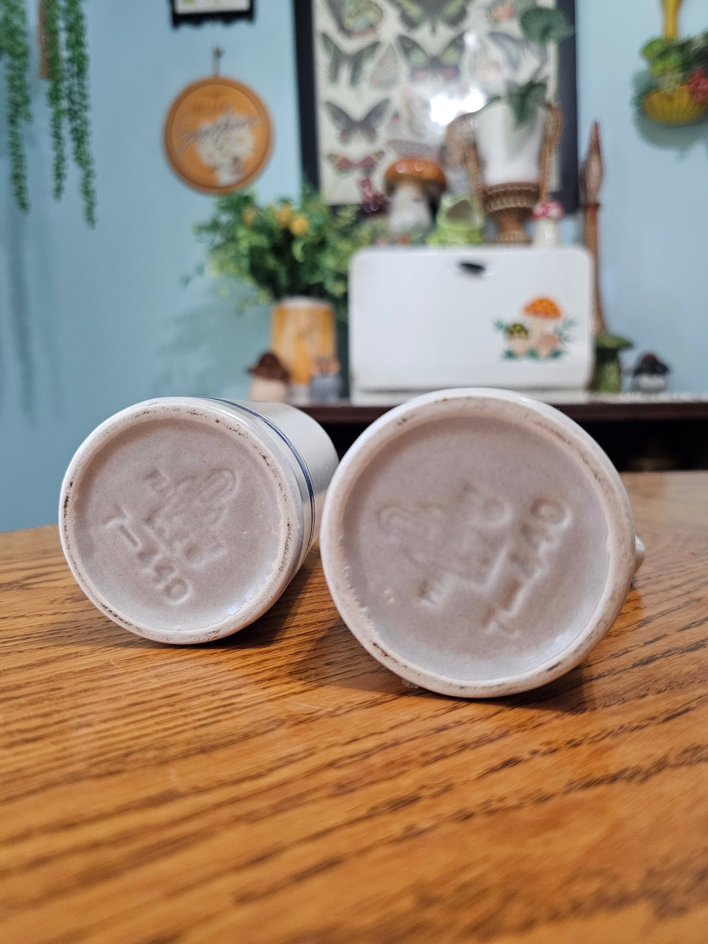 Yorktowne Oil & Vinegar Cruets