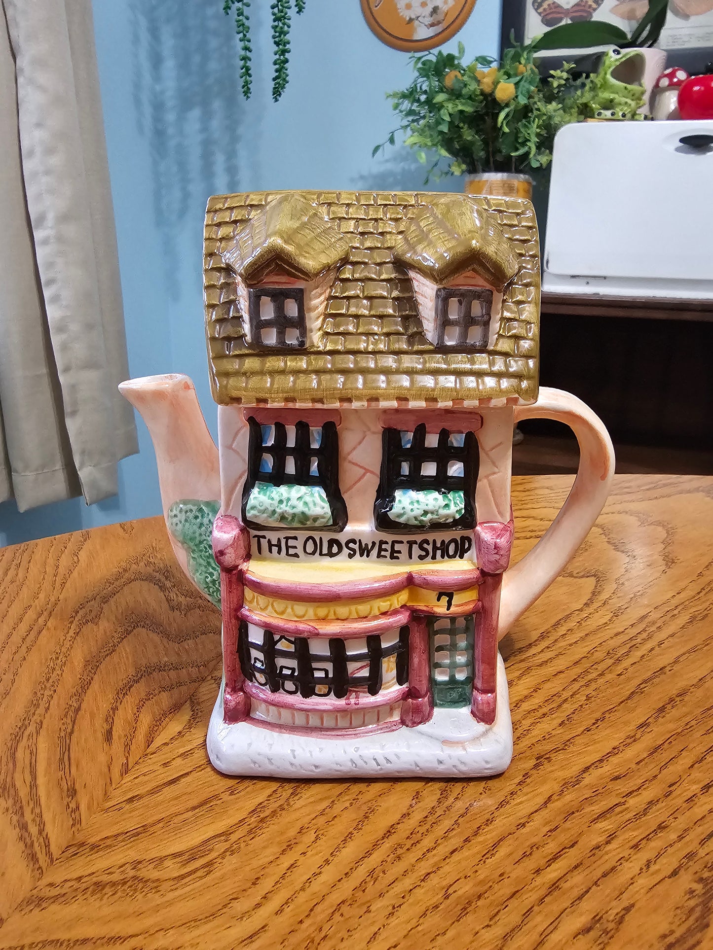 Old Sweet Shop Teapot