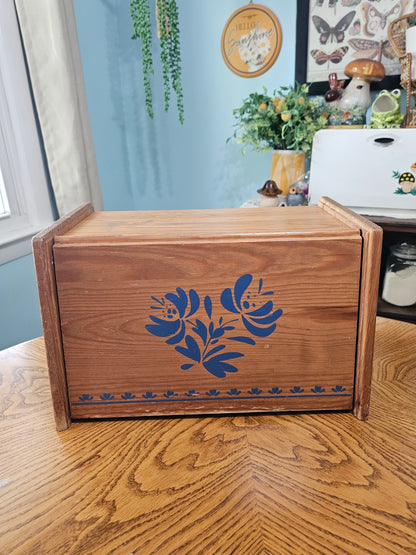 Pfaltzgraff Bread Box