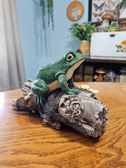 Frog on a Log Figure