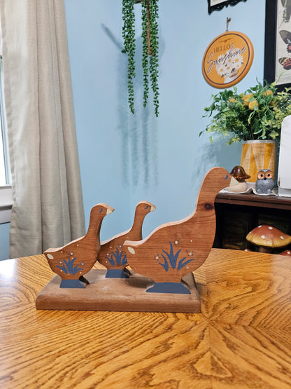 Wooden Country Goose Family