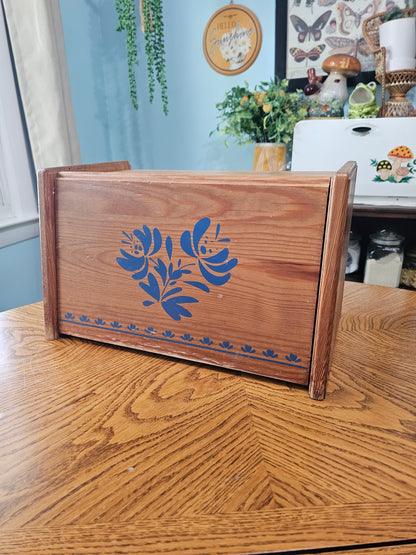 Pfaltzgraff Bread Box
