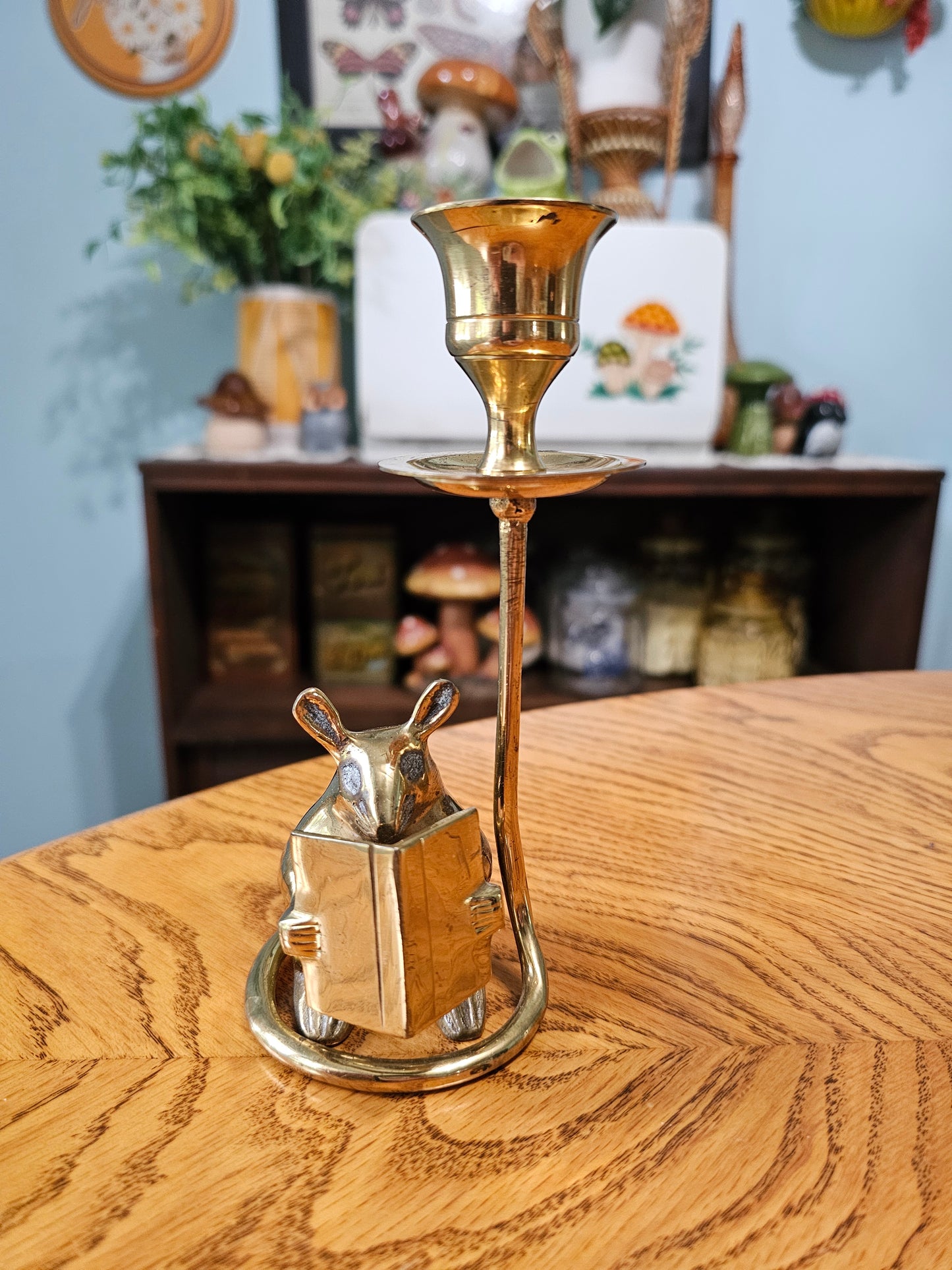 Reading Mouse Candlestick Holder