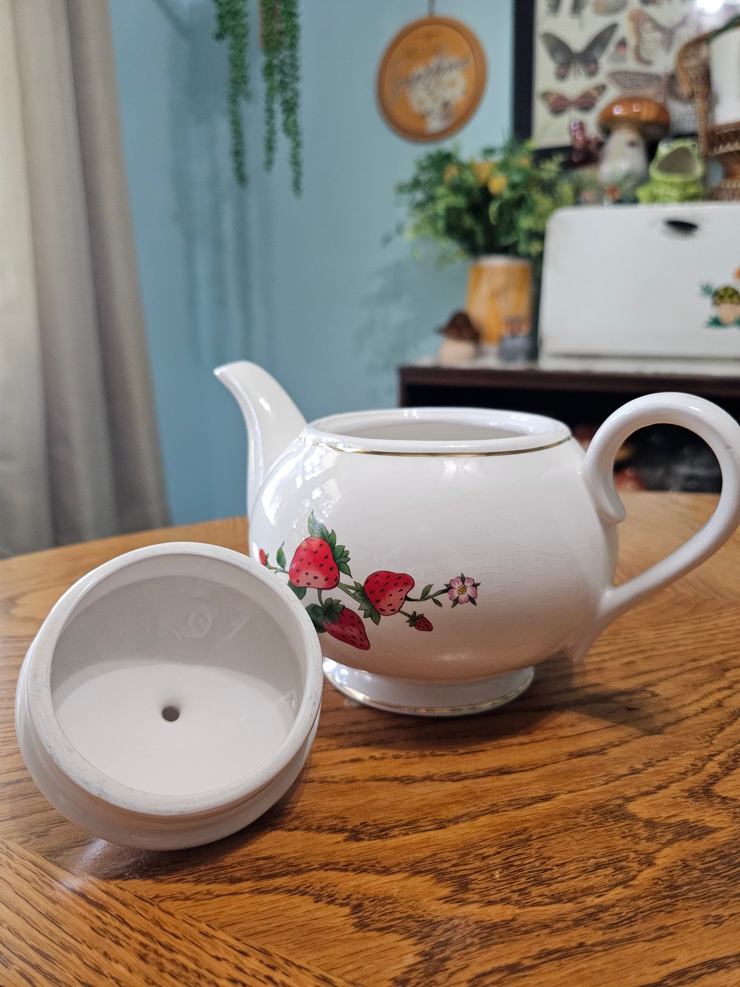 Strawberry Time Teapot