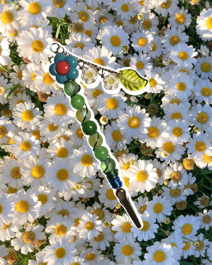 Glow Daisy Clips