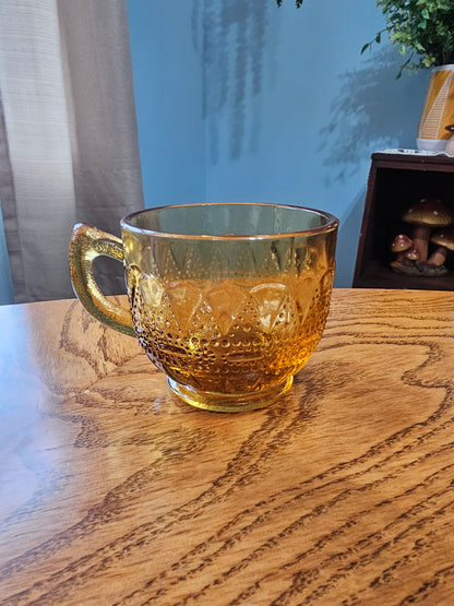 Amber Lace & Dewdrops Teacup Set