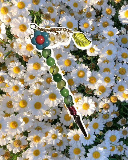 Glow Daisy Clips