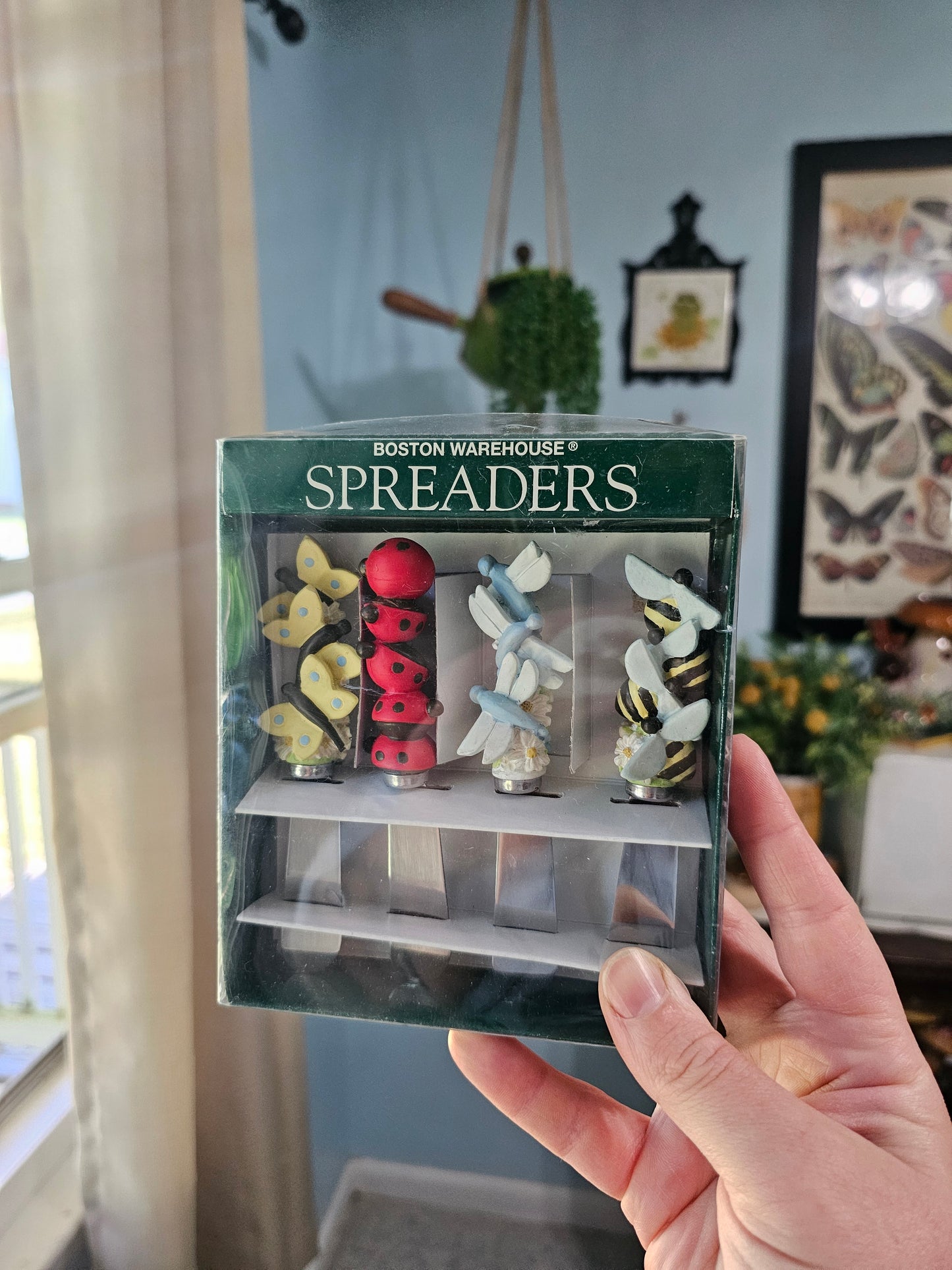 Bugs & Bees Spreaders