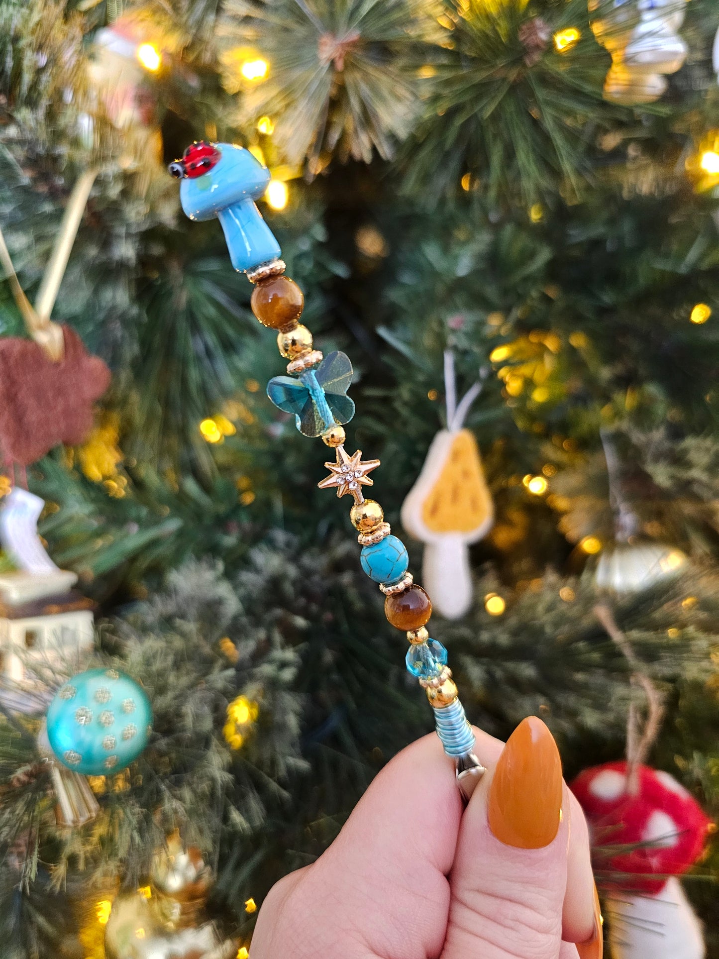 Gold Whimsical Clips