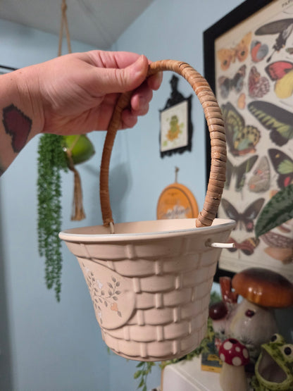 Pfaltzgraff Remembrance Basket