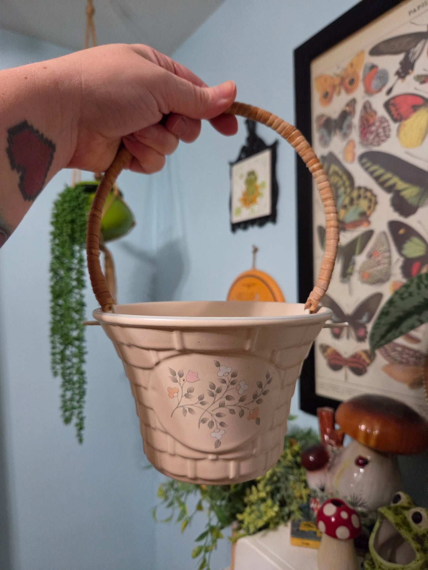 Pfaltzgraff Remembrance Basket