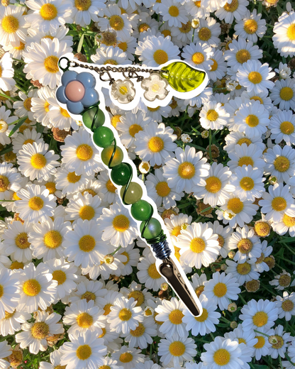 Glow Daisy Clips
