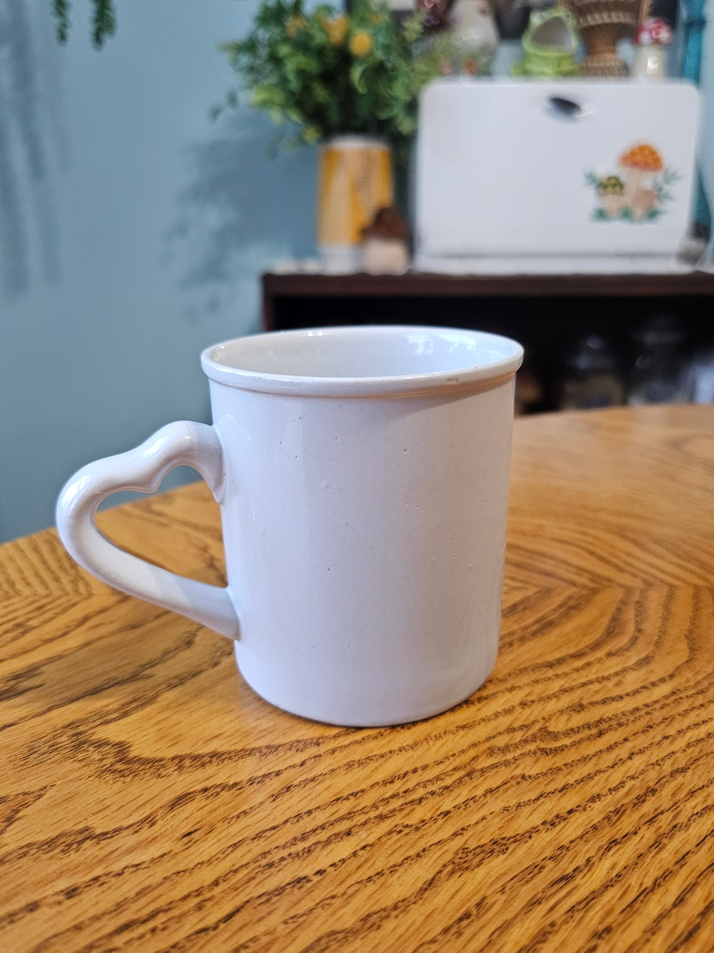 Friendship Warms the Heart Mug