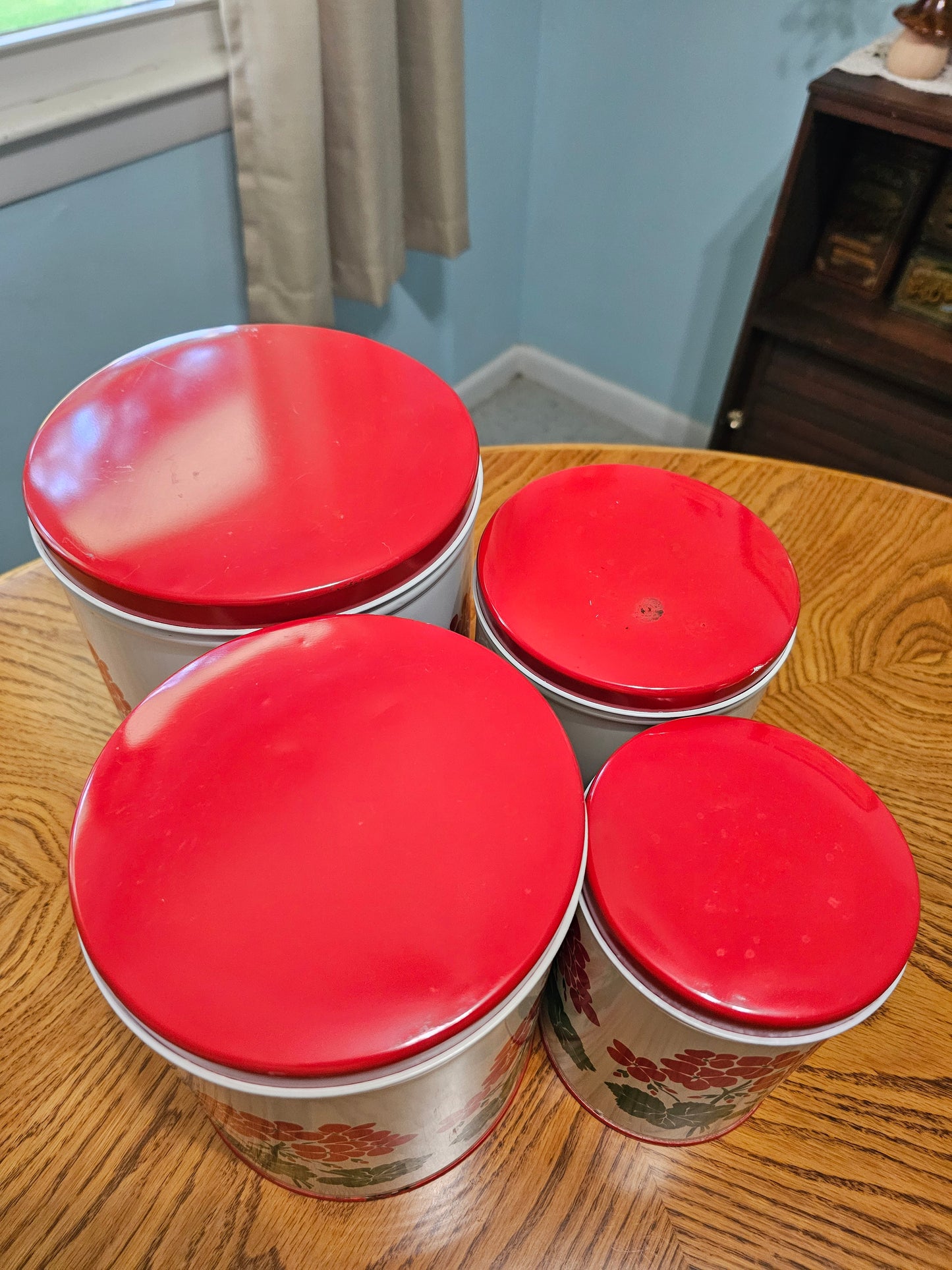 Red Geranium Nesting Canisters